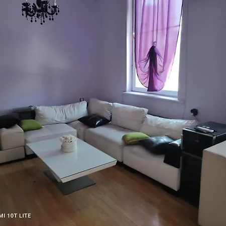 Appartement Малък Апартамент За Гости В Центъра На Град Бургас *