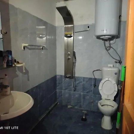 Малък Апартамент За Гости В Центъра На Град Бургас Appartement
